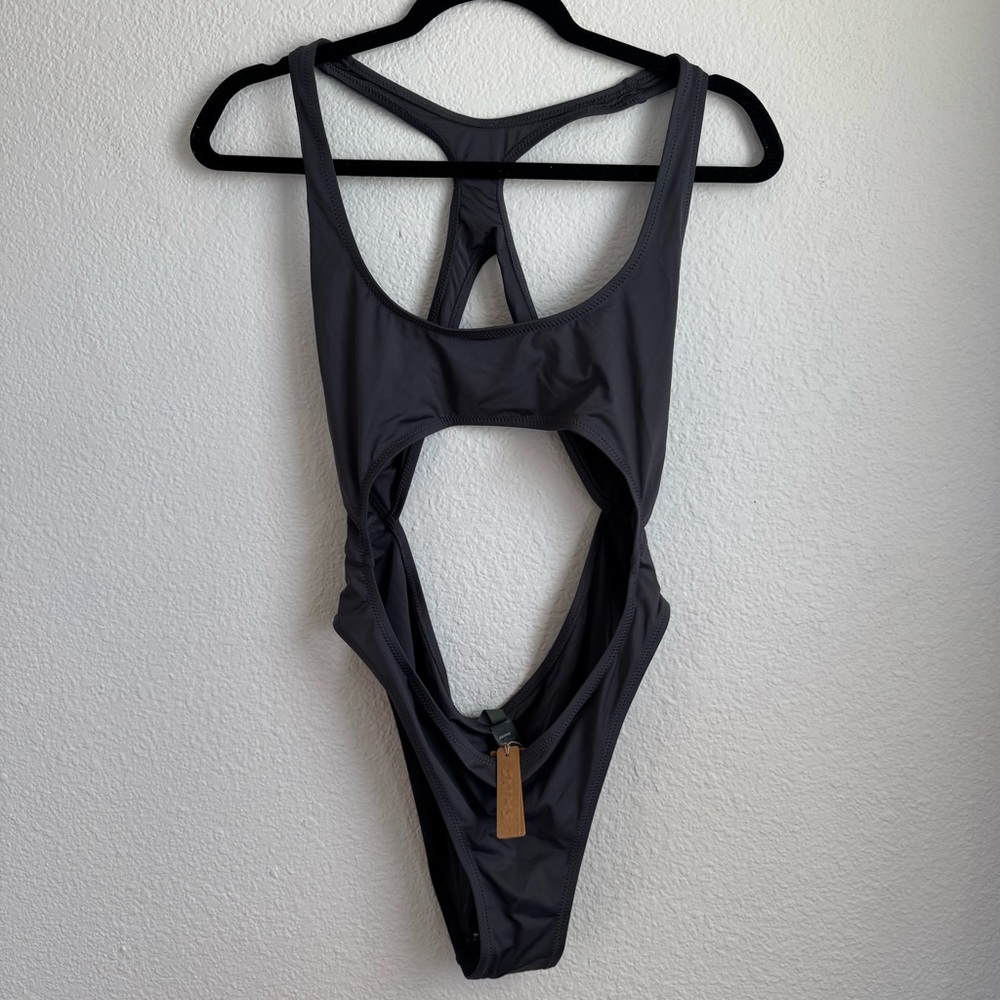 Skims Monokini Cut-Out One Piece Swimsuit – Gunmetal Gray (Size L) NWT